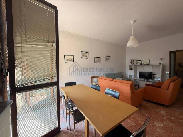 Appartamento in vendita a Sant'Agostino città-Porta Castello, Re