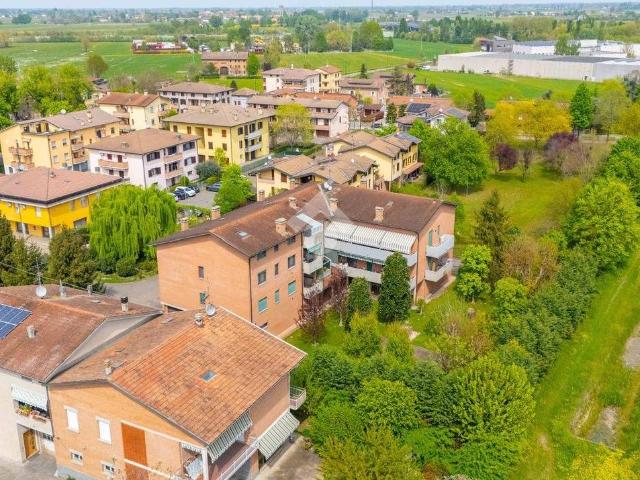 Appartamento in vendita a Re, Reggio Emilia