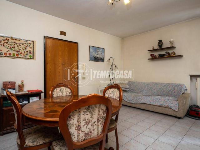 Appartamento in vendita a Sesso, Re
