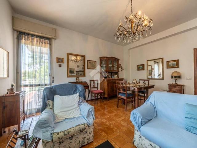 Appartamento in vendita a Spirito Santo-Orologio, Re