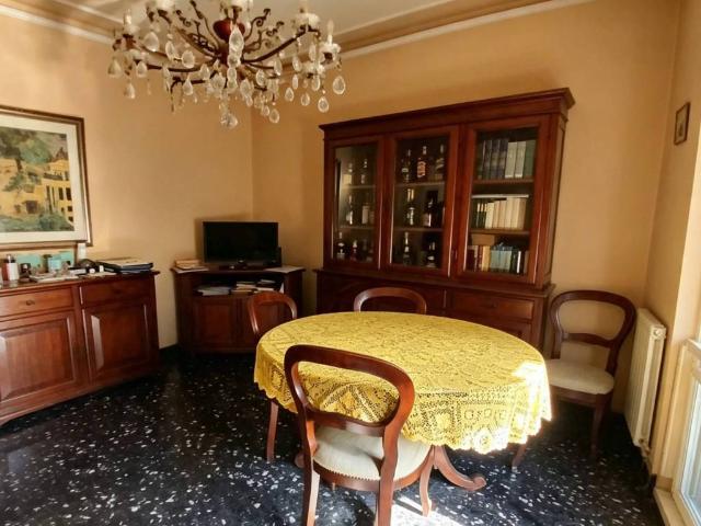 Appartamento in vendita a Santa Croce, Re