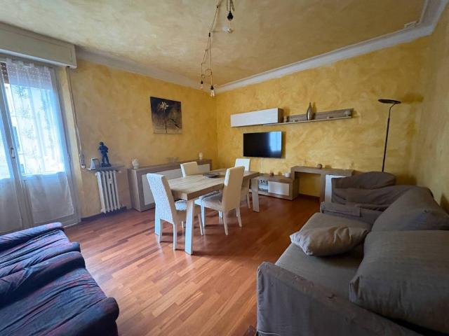 Appartamento in vendita a Mirabello, Re