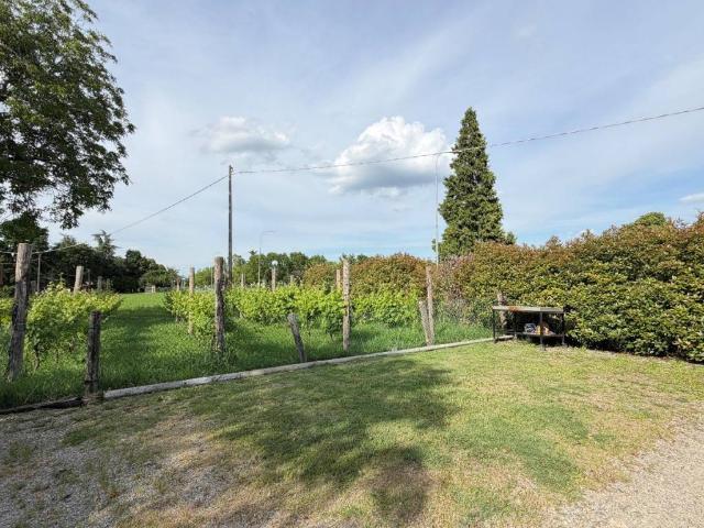 Appartamento in vendita a Coviolo, Re