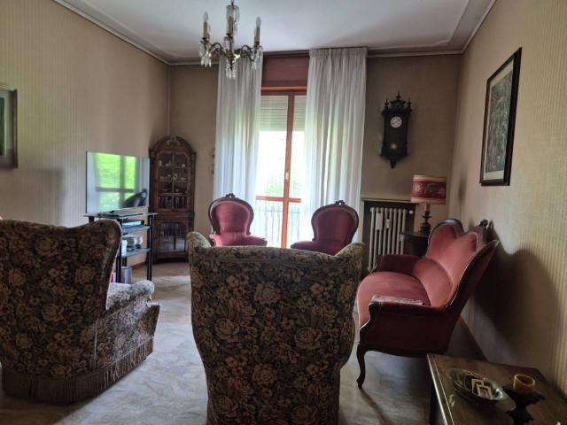 Appartamento in vendita a San Zenone esterna, Re