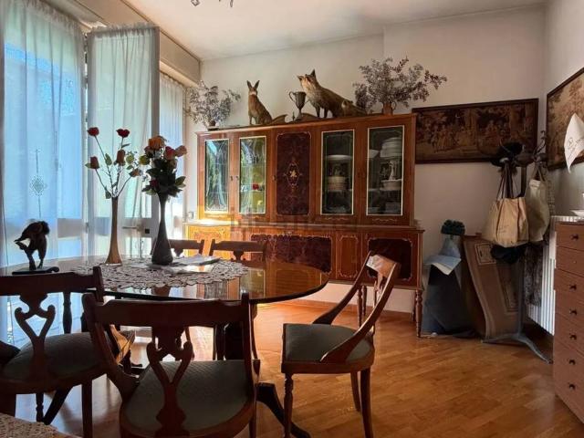 Appartamento in vendita a Re, Reggio Emilia