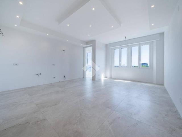 Appartamento in vendita a San Pietro città, Re