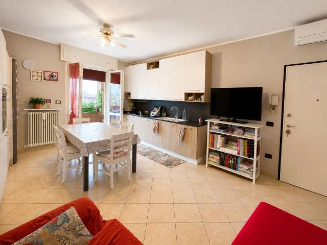 Appartamento in vendita a Re, Reggio Emilia