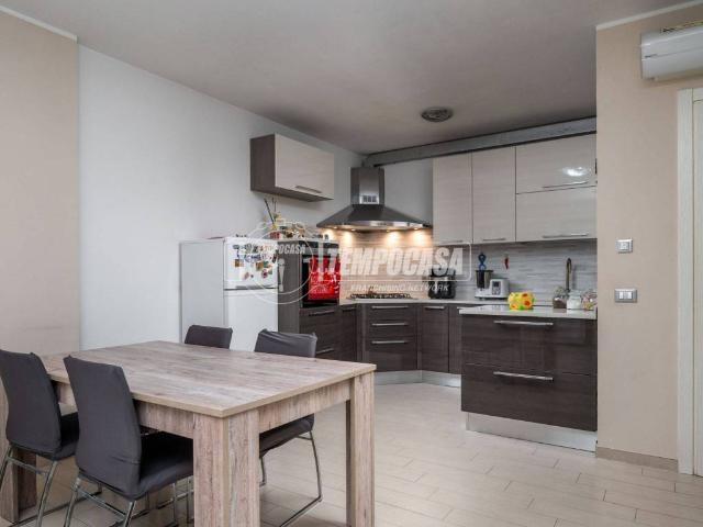 Appartamento in vendita a Mancasale, Re