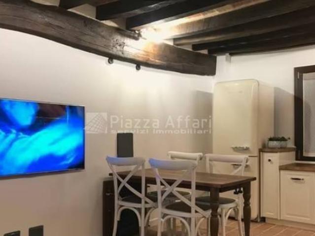 Appartamento in vendita a Villaggio Olimpia, Re