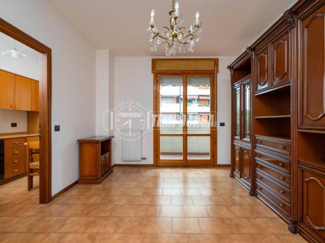 Appartamento in vendita a Villaggio Stranieri-Bazzarola, Re