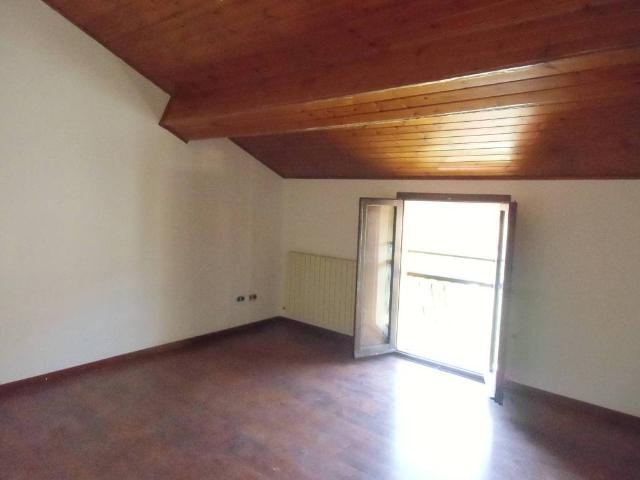 Appartamento in vendita a Santa Croce, Re