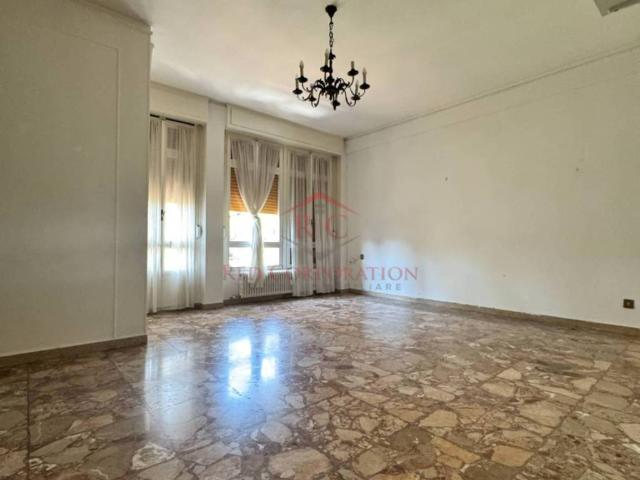 Appartamento in vendita a Mirabello, Re