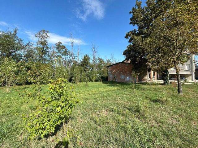 Villa Indipendente in vendita a Cella, Re