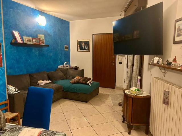 Appartamento in vendita a Sant'Agostino esterna-Porta Castello, Re