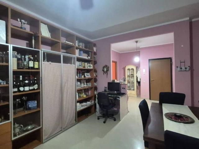 Appartamento in vendita a Villaggio Stranieri-Bazzarola, Re