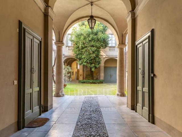 Appartamento in vendita a Sant'Agostino città-Porta Castello, Re