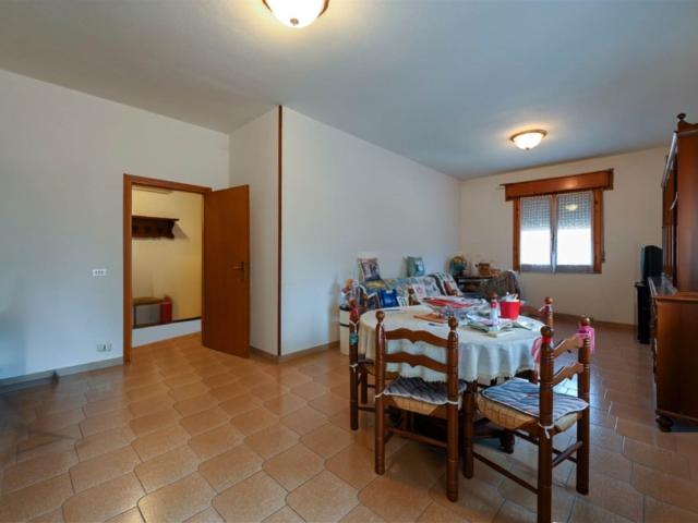 Appartamento in vendita a Re, Reggio Emilia