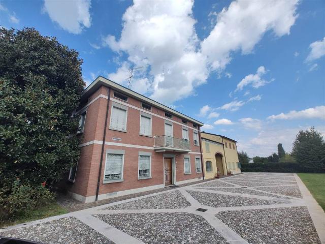 Rustico in vendita a Bassa Reggiana, Re