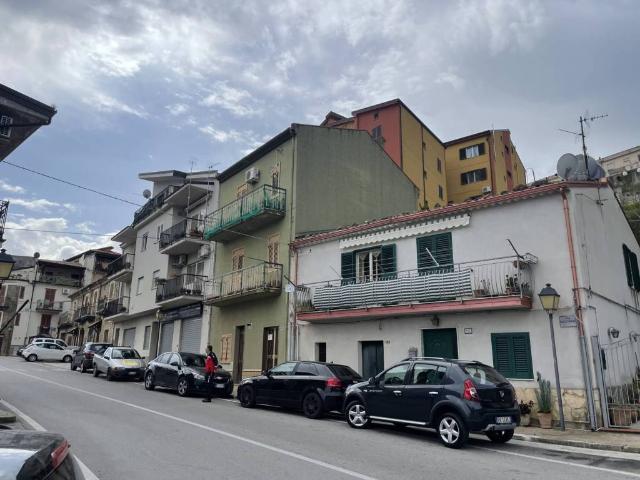 Appartamento in vendita a Reitano, Sicilia