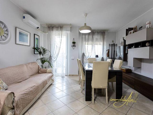 Appartamento in vendita a Chiesuola, Renate