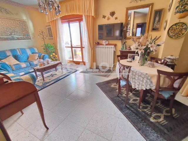 Appartamento in vendita a Calabria, Cosenza