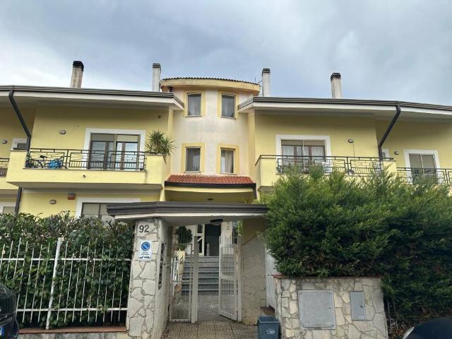 Appartamento in vendita a Calabria, Cosenza