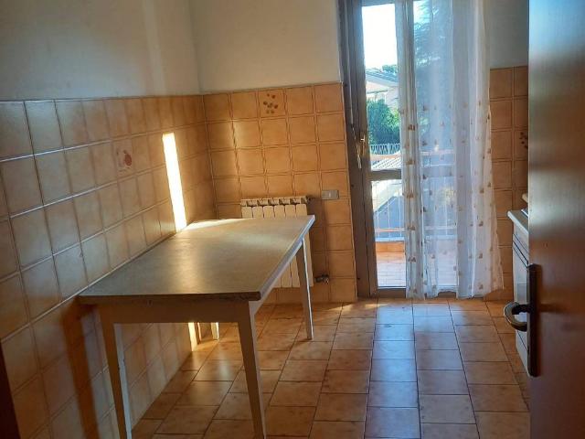 Appartamento in vendita a Ravello, Rescaldina