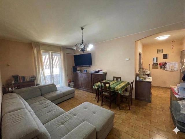 Appartamento in vendita a Ravello, Rescaldina