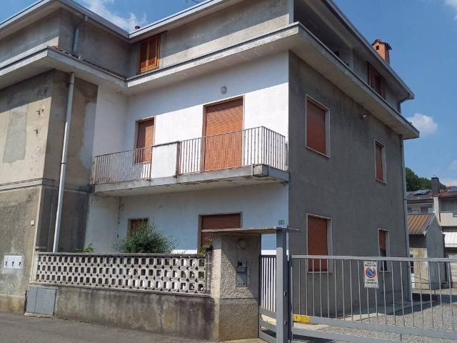 Appartamento in vendita a Rescaldina, Lombardia