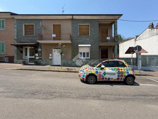 Appartamento in vendita a Retorbido, Lombardia