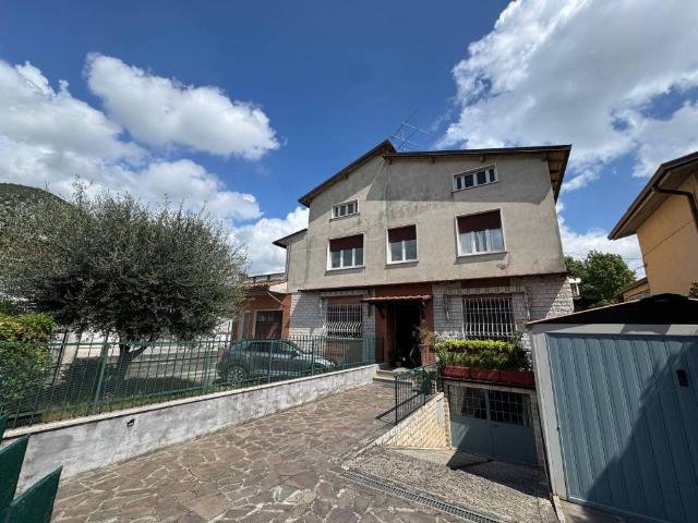 Appartamento in vendita a Rezzato, Lombardia