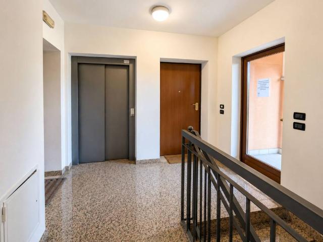Appartamento in vendita a Rezzato, Lombardia