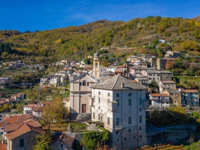 Appartamento in vendita a Rezzo, Liguria