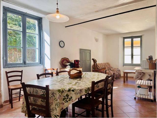 Appartamento in vendita a Rezzo, Liguria