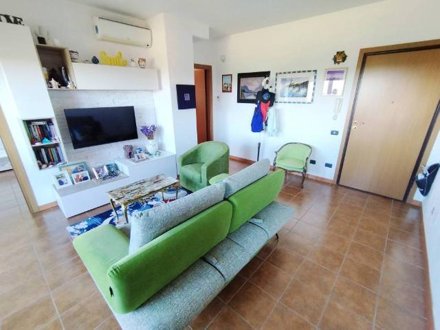 Appartamento in vendita a Lucernate, Rho