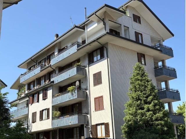 Appartamento in vendita a Lucernate, Rho