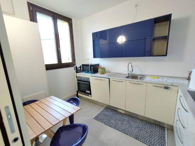 Appartamento in vendita a Rho, Lombardia