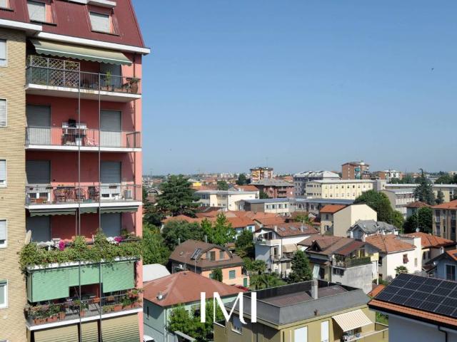 Appartamento in vendita a Lucernate, Rho