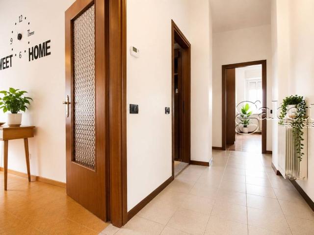 Appartamento in vendita a Lucernate, Rho
