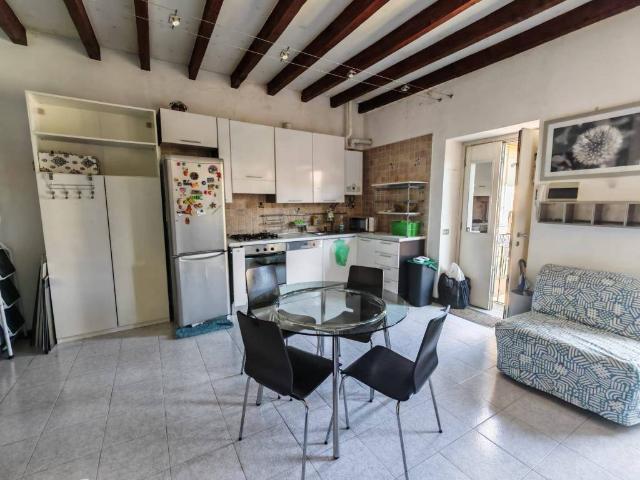 Appartamento in vendita a Lucernate, Rho