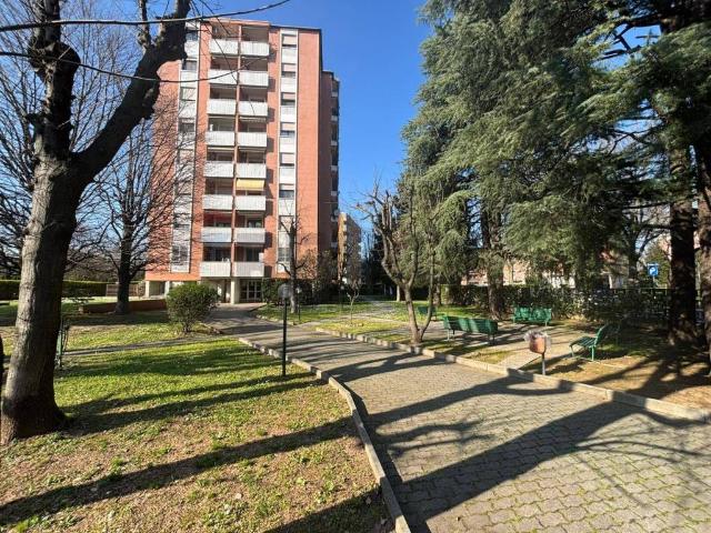 Appartamento in vendita a Biringhello, Rho