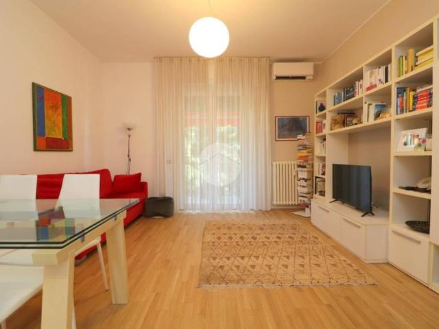 Appartamento in vendita a Lucernate, Rho