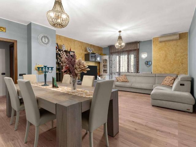 Appartamento in vendita a Cascina Mazzino, Rho