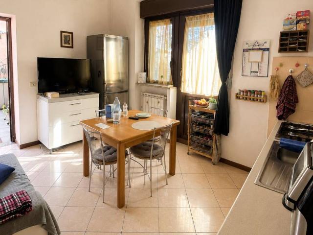 Appartamento in vendita a Rho, Lombardia