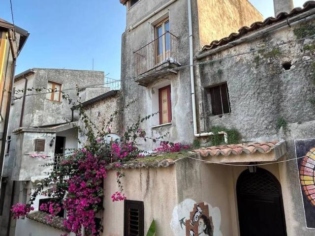 Appartamento in vendita a Calabria, Reggio Calabria