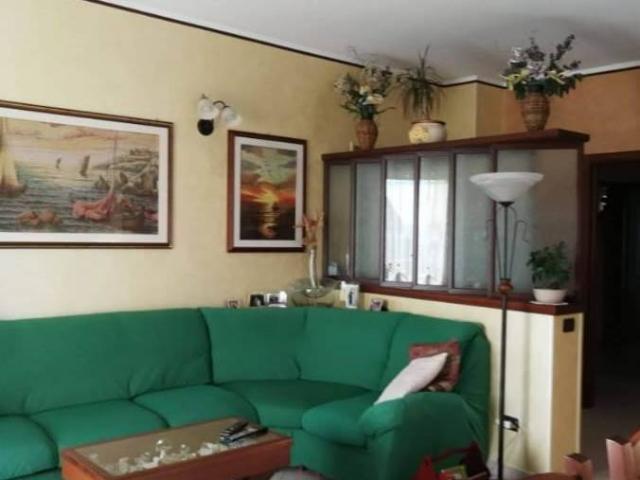 Appartamento in vendita a Calabria, Reggio Calabria