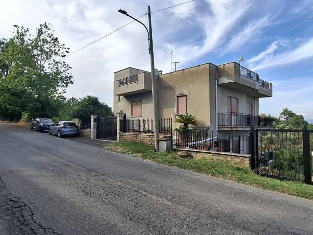 Appartamento in vendita a Roma Capitale, Lazio