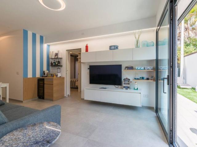 Appartamento in vendita a Riccione, Reggio Emilia