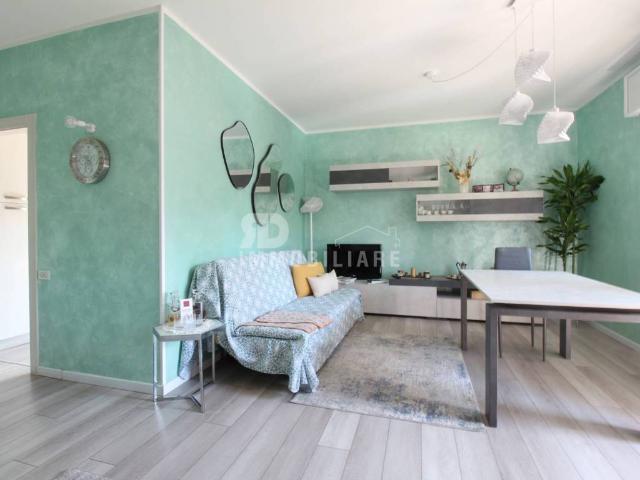 Appartamento in vendita a Riccione, Reggio Emilia