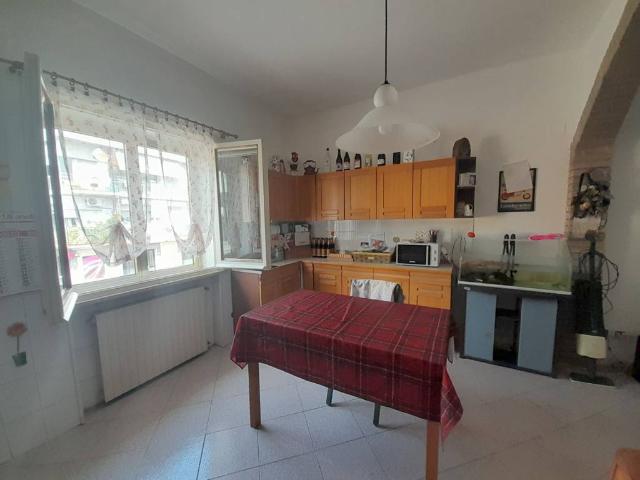 Appartamento in vendita a Riccione, Rimini